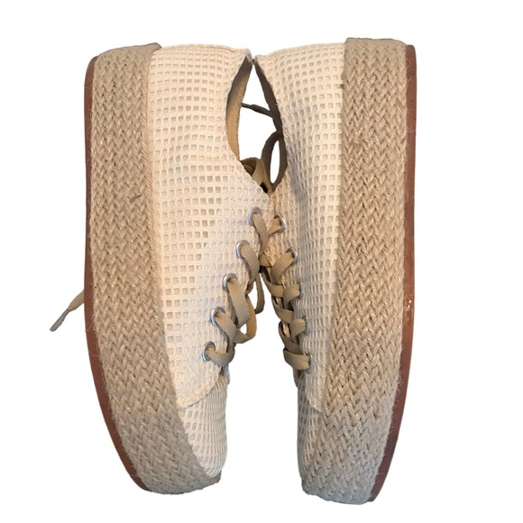 Restricted Platform Fashion Espadrilles size 6 Brand New Cream Color NWOT - Picture 3 of 5